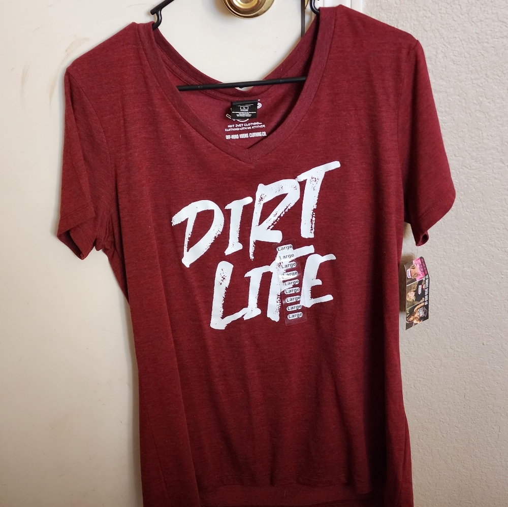 Off road vixens tee size large